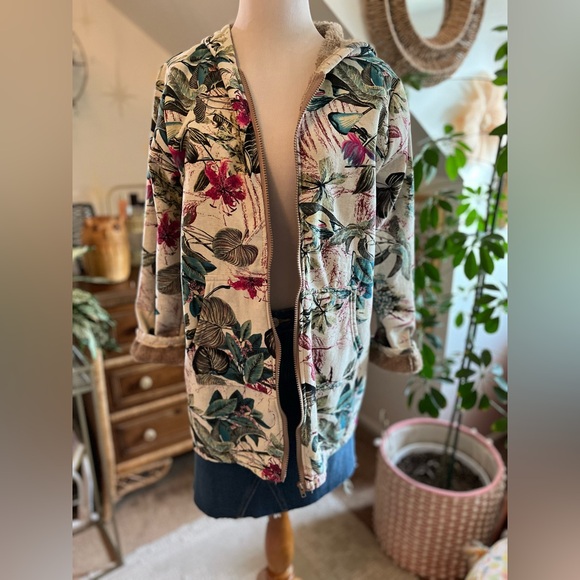 no tag Jackets & Blazers - Sweatshirt type jacket